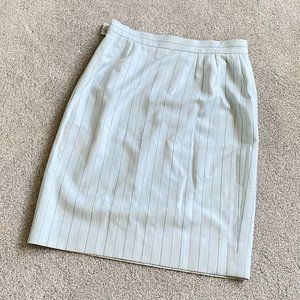 Givenchy Vintage Wool and Silk Straight Skirt in Sky Blue Size 44    - I13